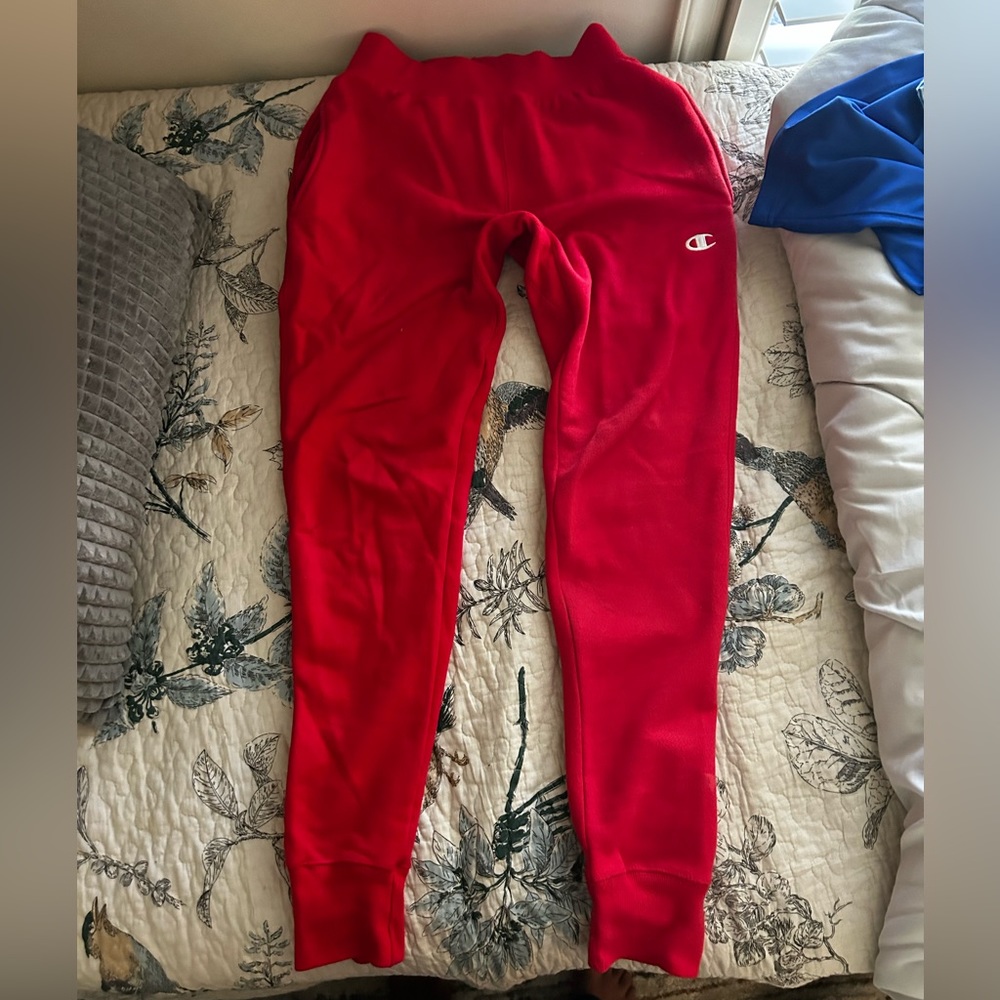 OVER 60% OFF Champion reverse weave joggers great for back to school